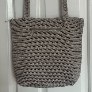 THE SAK Classic Tan Taupe Crochet Shoulder Bag Double Straps NWOT Pockets